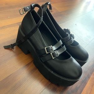 Platform Maryjanes